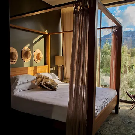 Hotel Cooking And Nature - Emotional